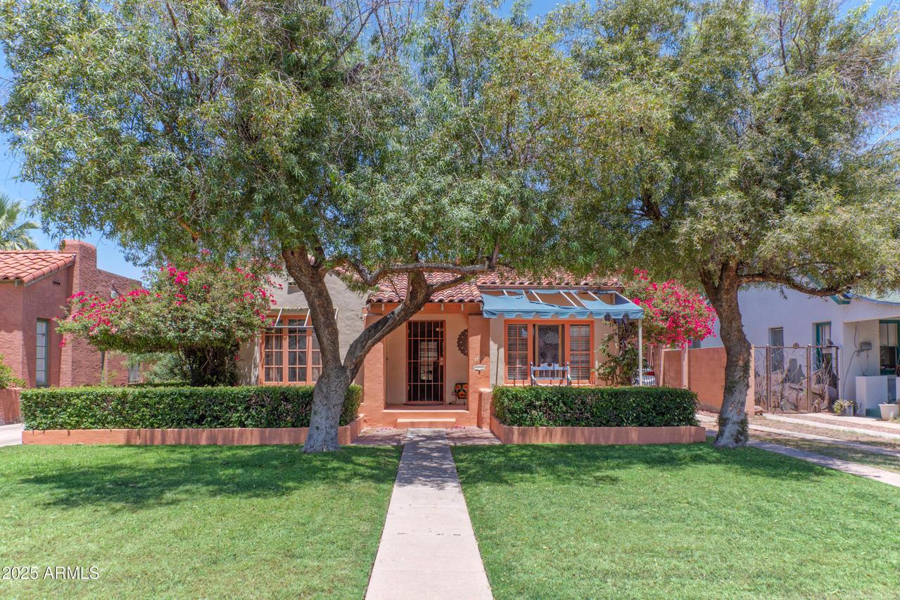 1134 W Portland St., Phoenix, AZ 85007