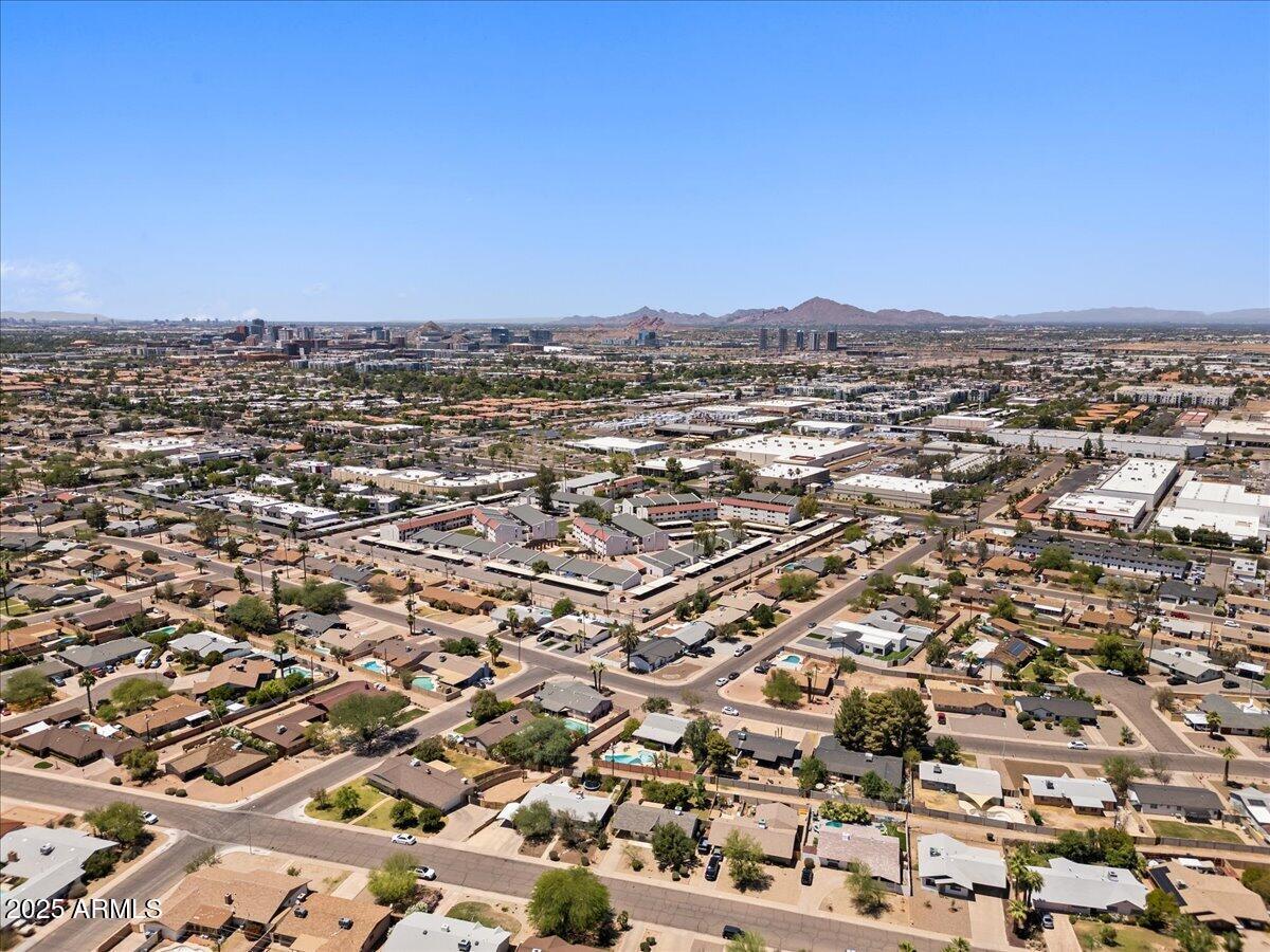 1922 E Concorda Dr., Tempe, AZ 85282