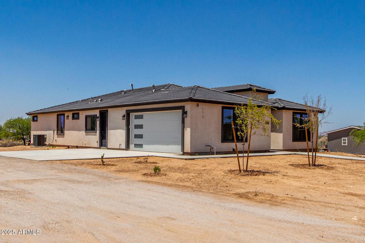 11246 S 219th Ln., Buckeye, AZ 85326