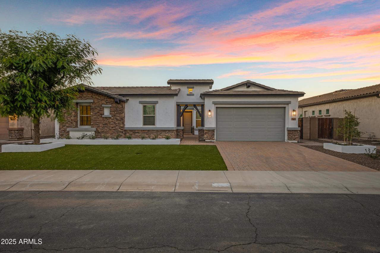 3038 E Longhorn Dr., Gilbert, AZ 85297