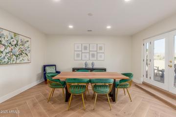 2402 E Cinnabar Ave., Phoenix, AZ 85028