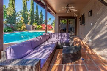 2402 E Cinnabar Ave., Phoenix, AZ 85028