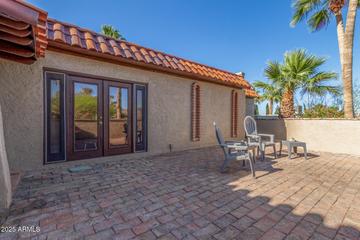 2402 E Cinnabar Ave., Phoenix, AZ 85028
