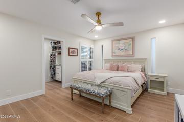 2402 E Cinnabar Ave., Phoenix, AZ 85028