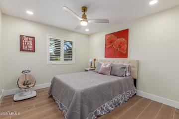 2402 E Cinnabar Ave., Phoenix, AZ 85028