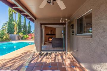 2402 E Cinnabar Ave., Phoenix, AZ 85028