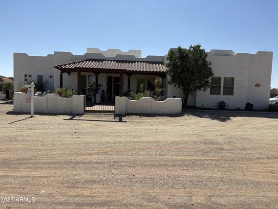 New Homes For Sale This Week That Attend Desert Oasis Elementary School: May 16th to May 22nd