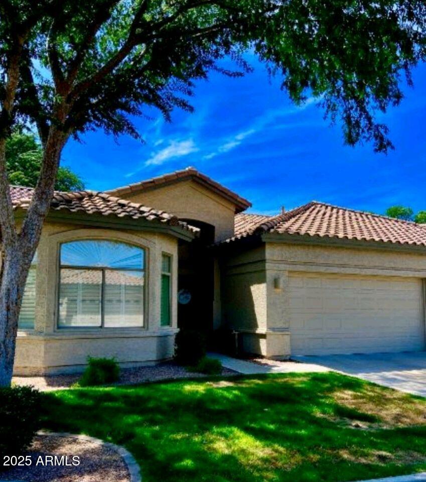 23756 S Vacation Way, Sun Lakes, AZ 85248