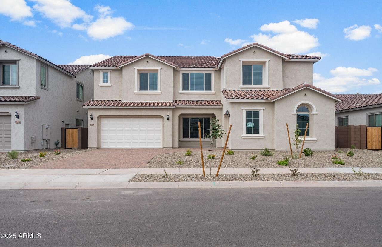 22458 E San Tan Blvd., Queen Creek, AZ 85142