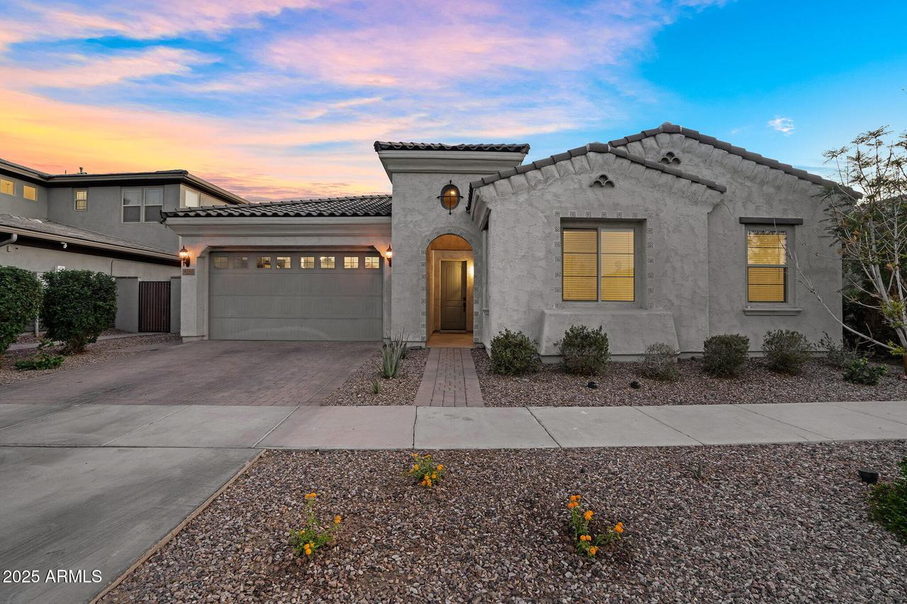 4360 S Atom, Mesa, AZ 85212