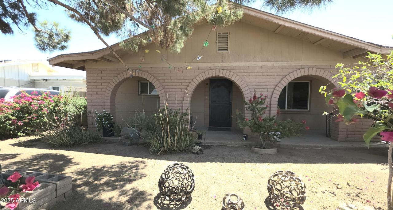 417 N 38th Ave., Phoenix, AZ 85009