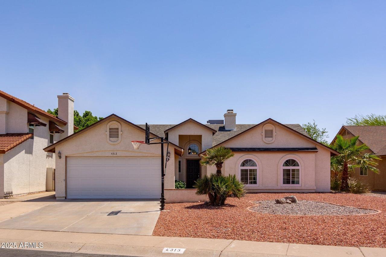 4313 E Briarwood Ter., Phoenix, AZ 85048