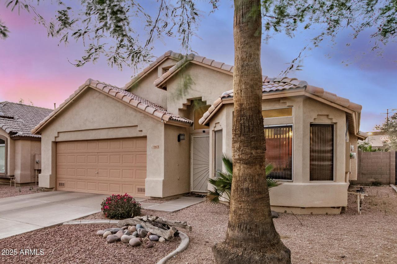 1060 W Dava Dr., Tempe, AZ 85283