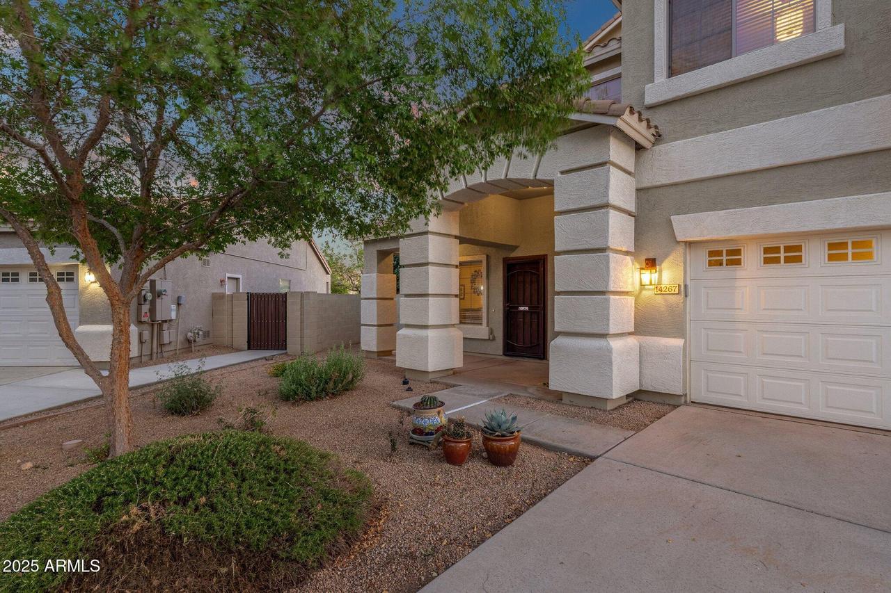 14267 W Crocus Dr., Surprise, AZ 85379