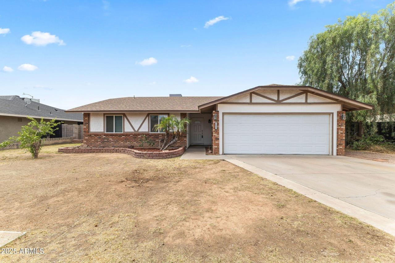 2633 E Garnet Ave., Mesa, AZ 85204