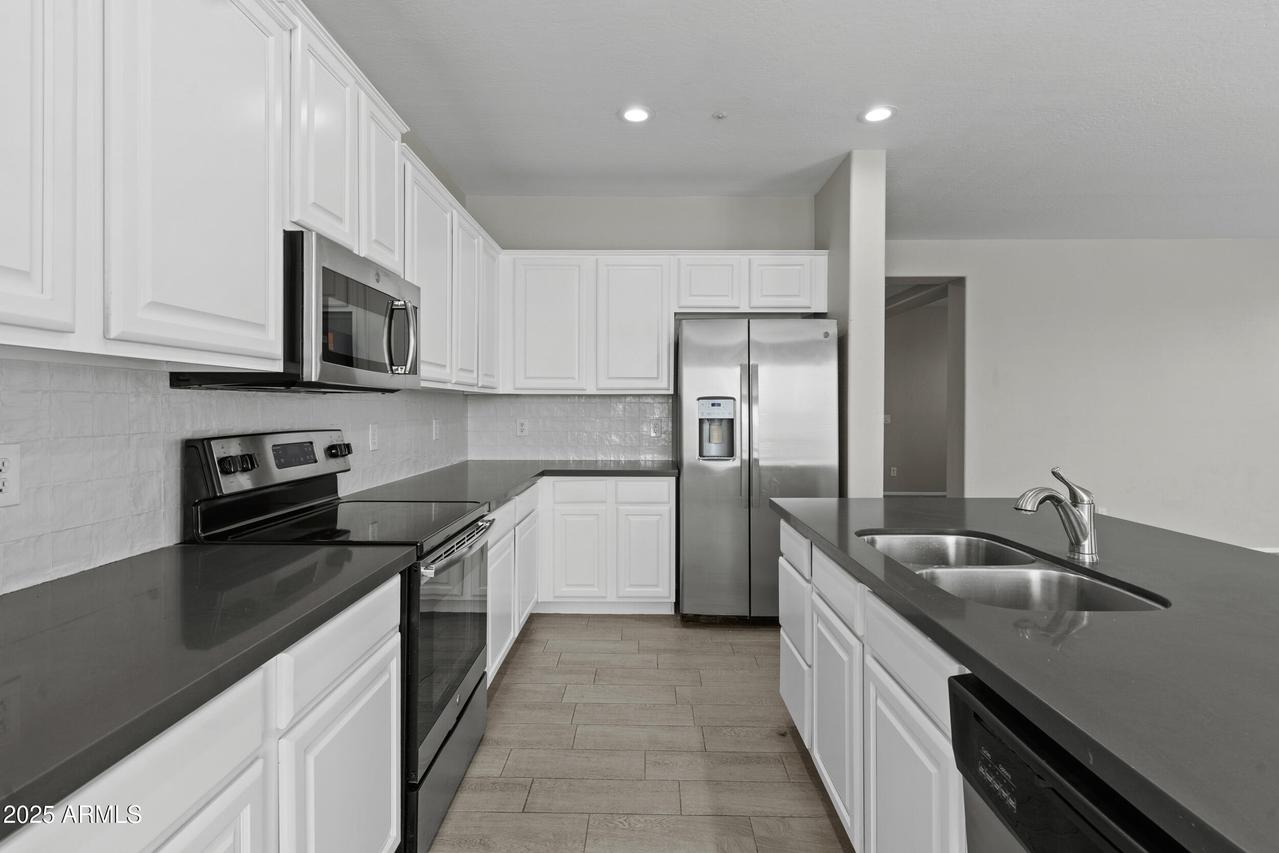 29302 N 126th Ln., Peoria, AZ 85383