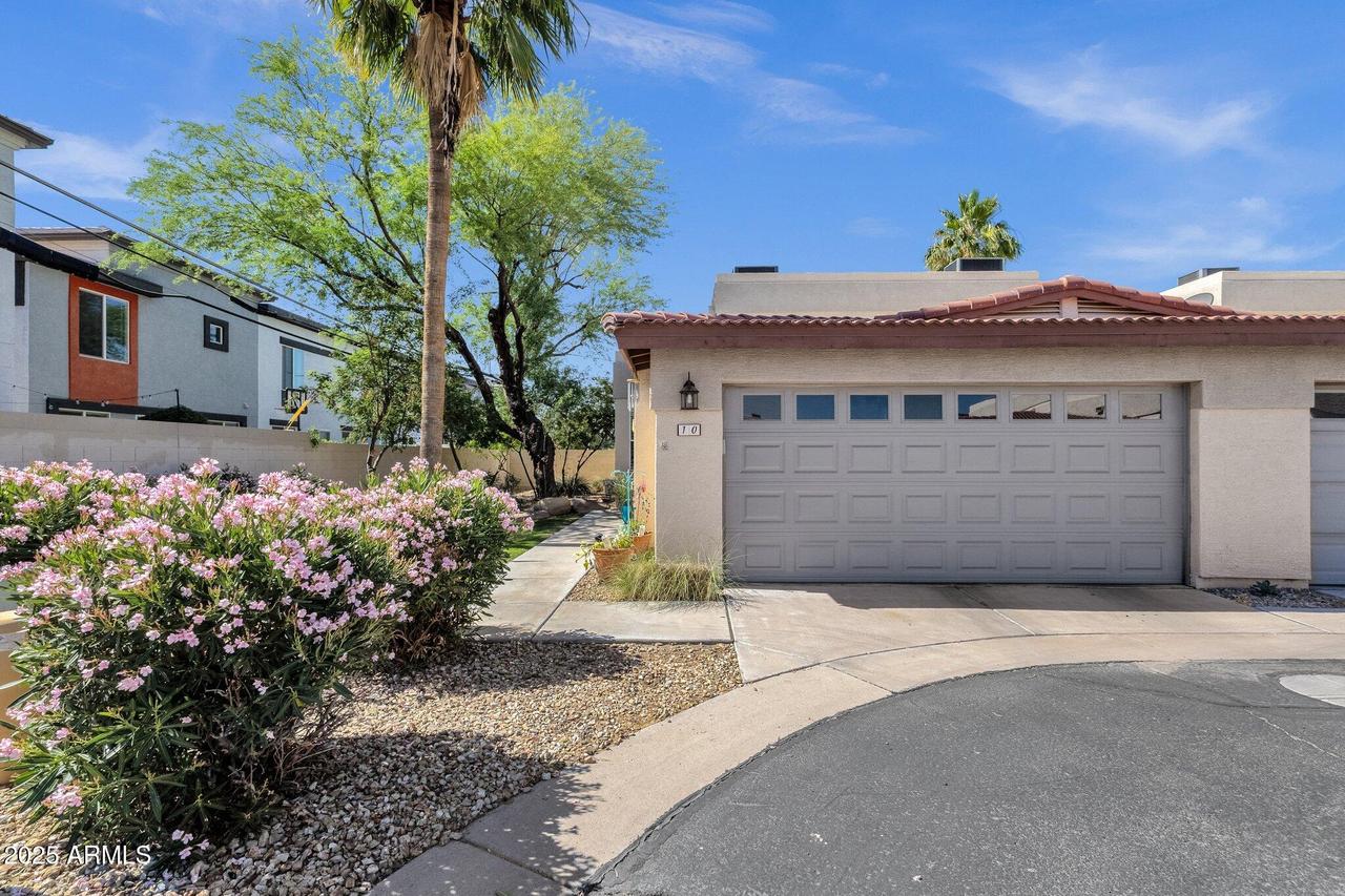 3221 N 37th St. #10, Phoenix, AZ 85018