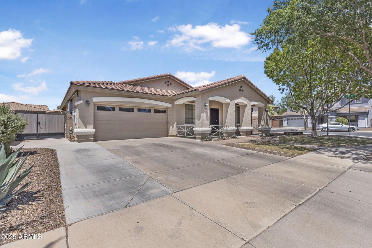 18998 E Lark Dr., Queen Creek, AZ 85142
