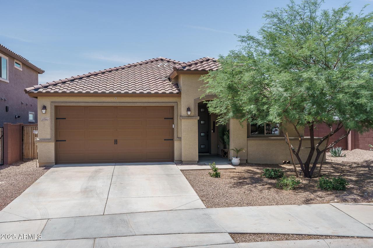 25560 N 164th Dr., Surprise, AZ 85387