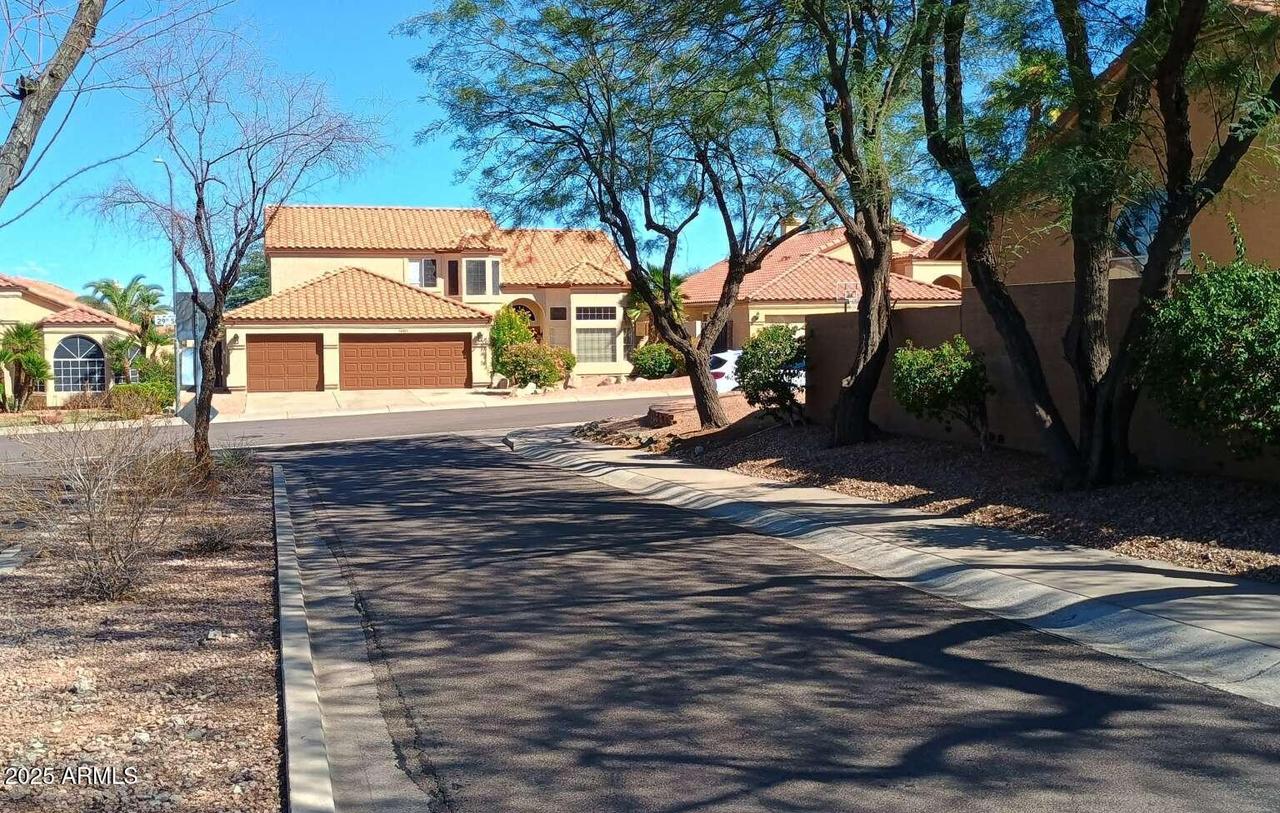 14021 N 29th St., Phoenix, AZ 85032