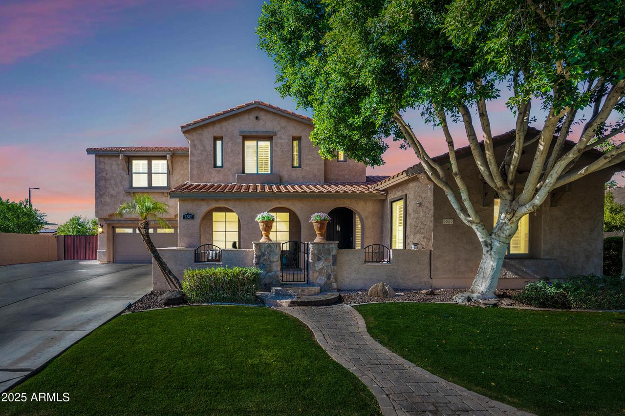 2282 E Zion Way, Chandler, AZ 85249