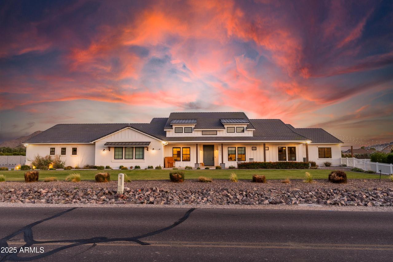2971 E Coldwater Blvd., Gilbert, AZ 85298