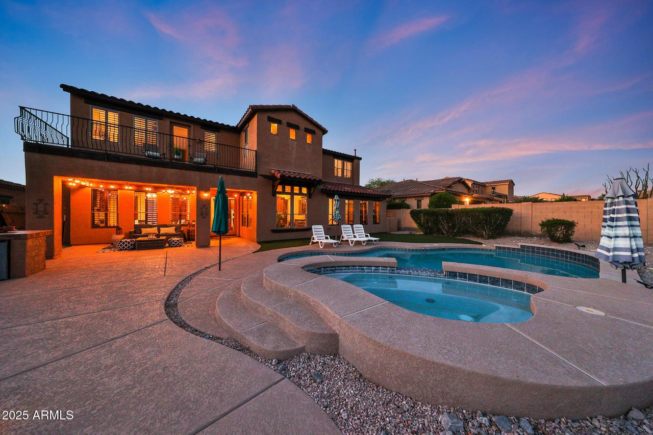 18121 W Las Cruces Dr., Goodyear, AZ 85338