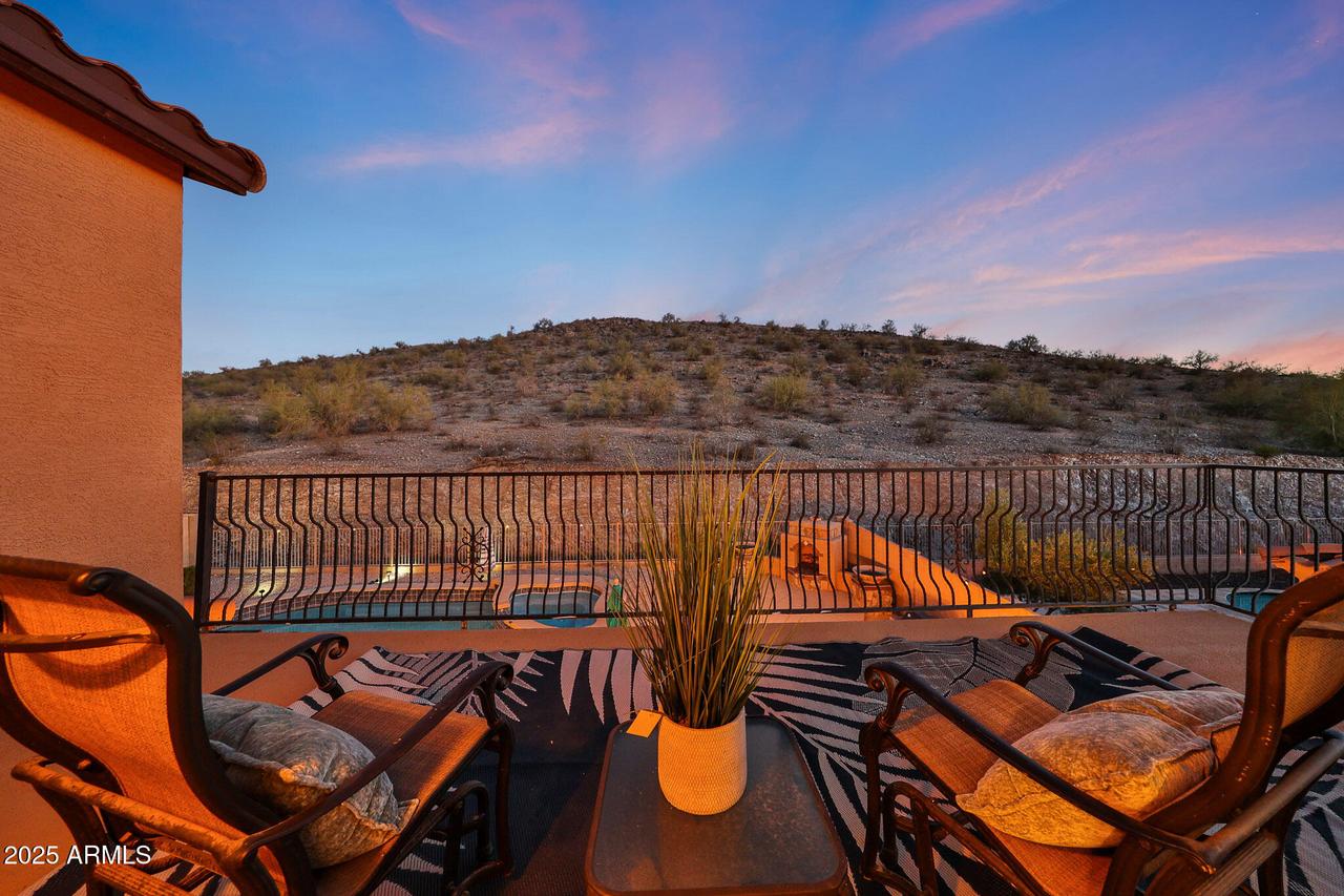 18121 W Las Cruces Dr., Goodyear, AZ 85338