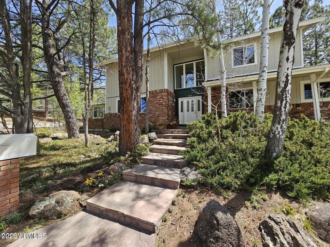 3530 N Monte Vista Dr., Flagstaff, AZ 86004