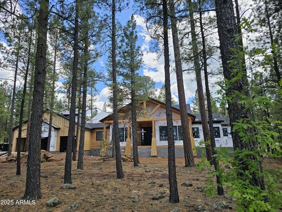 New Homes with Master Bedrooms on the 1st Floor in Pinetop: May 17th to May 23rd