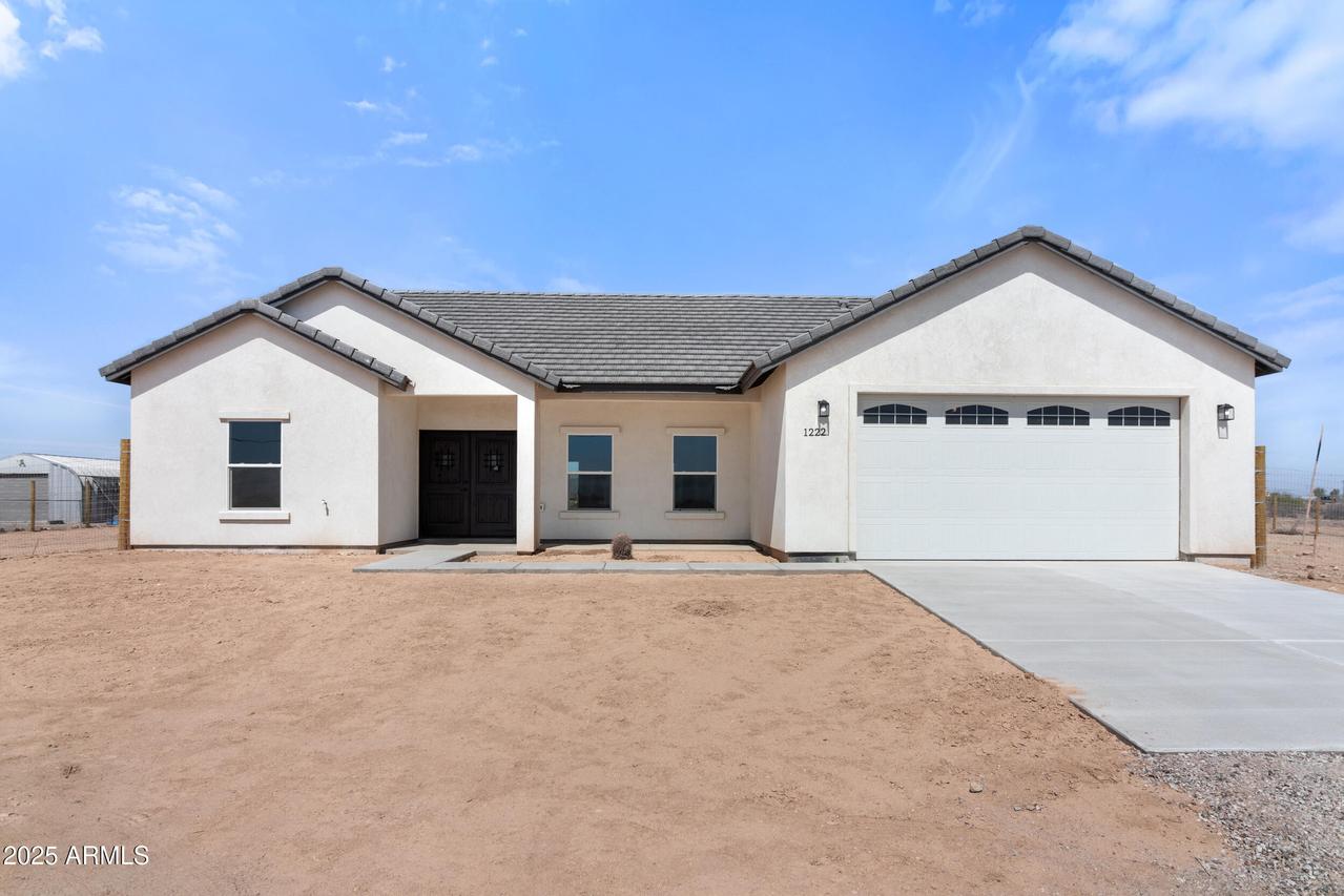 1222 S 365th Ave., Tonopah, AZ 85354