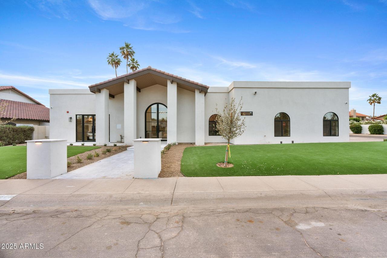 9820 N 87th Pl., Scottsdale, AZ 85258