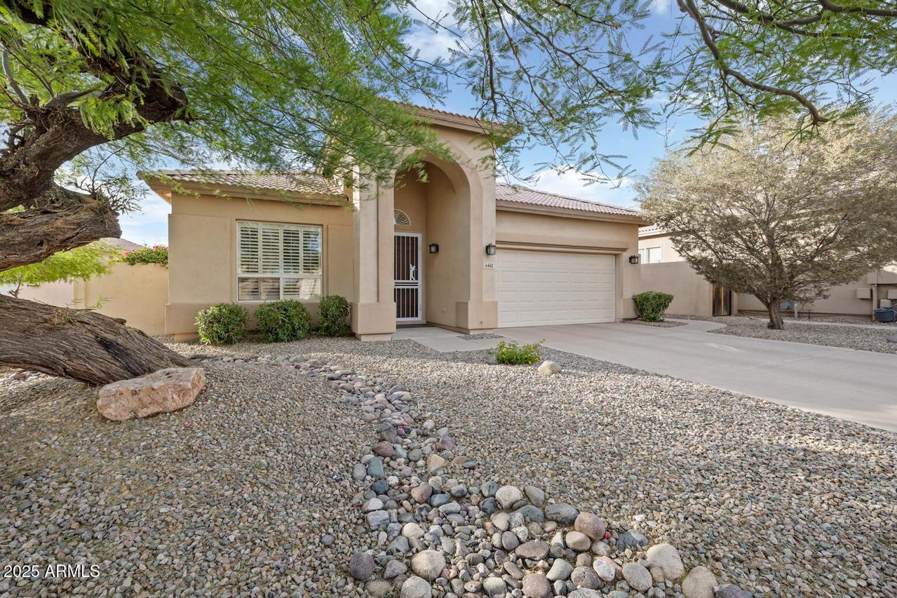 4462 E Dale Ln., Cave Creek, AZ 85331