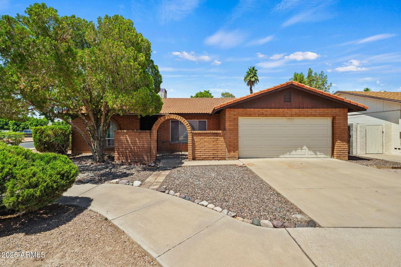 2264 S Don Carlos, Mesa, AZ 85202