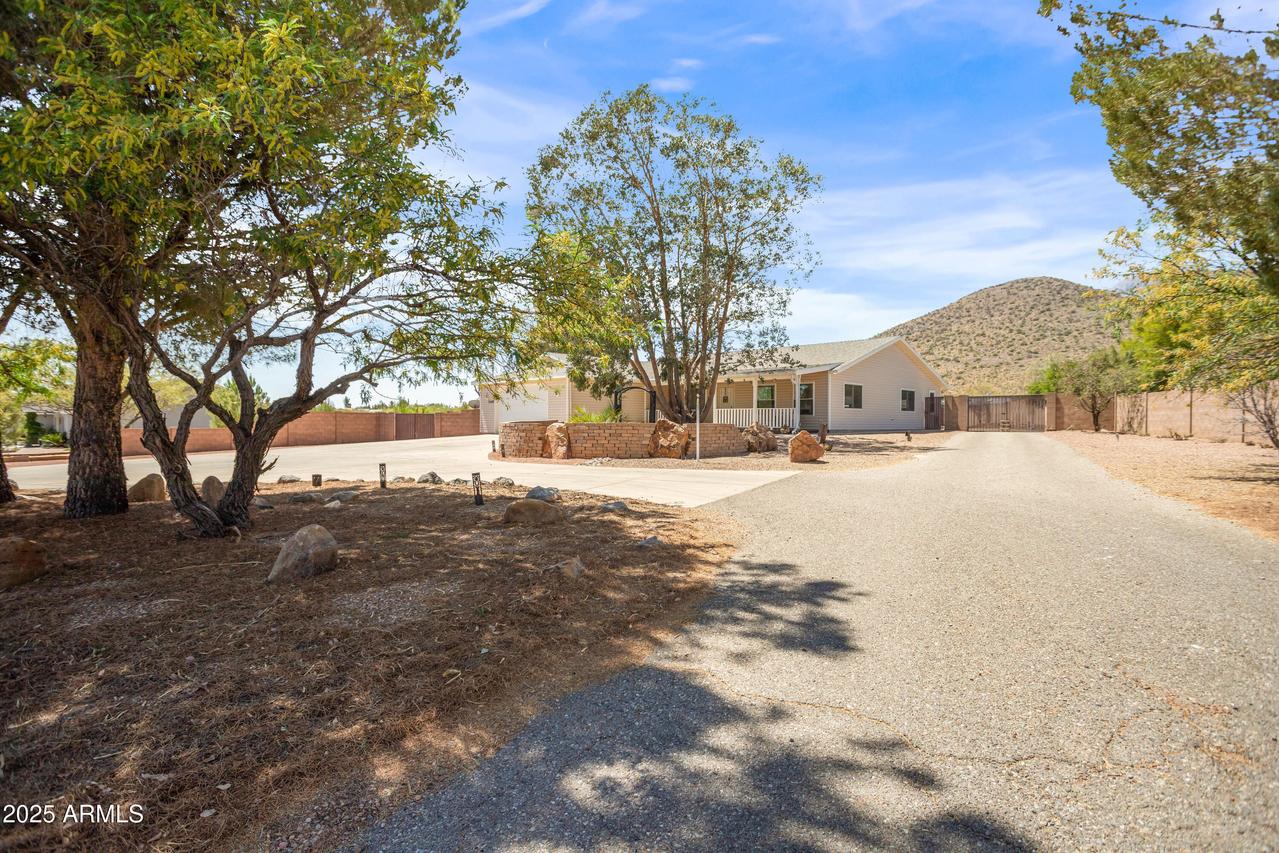 3148 E Keeling Rd., Hereford, AZ 85615