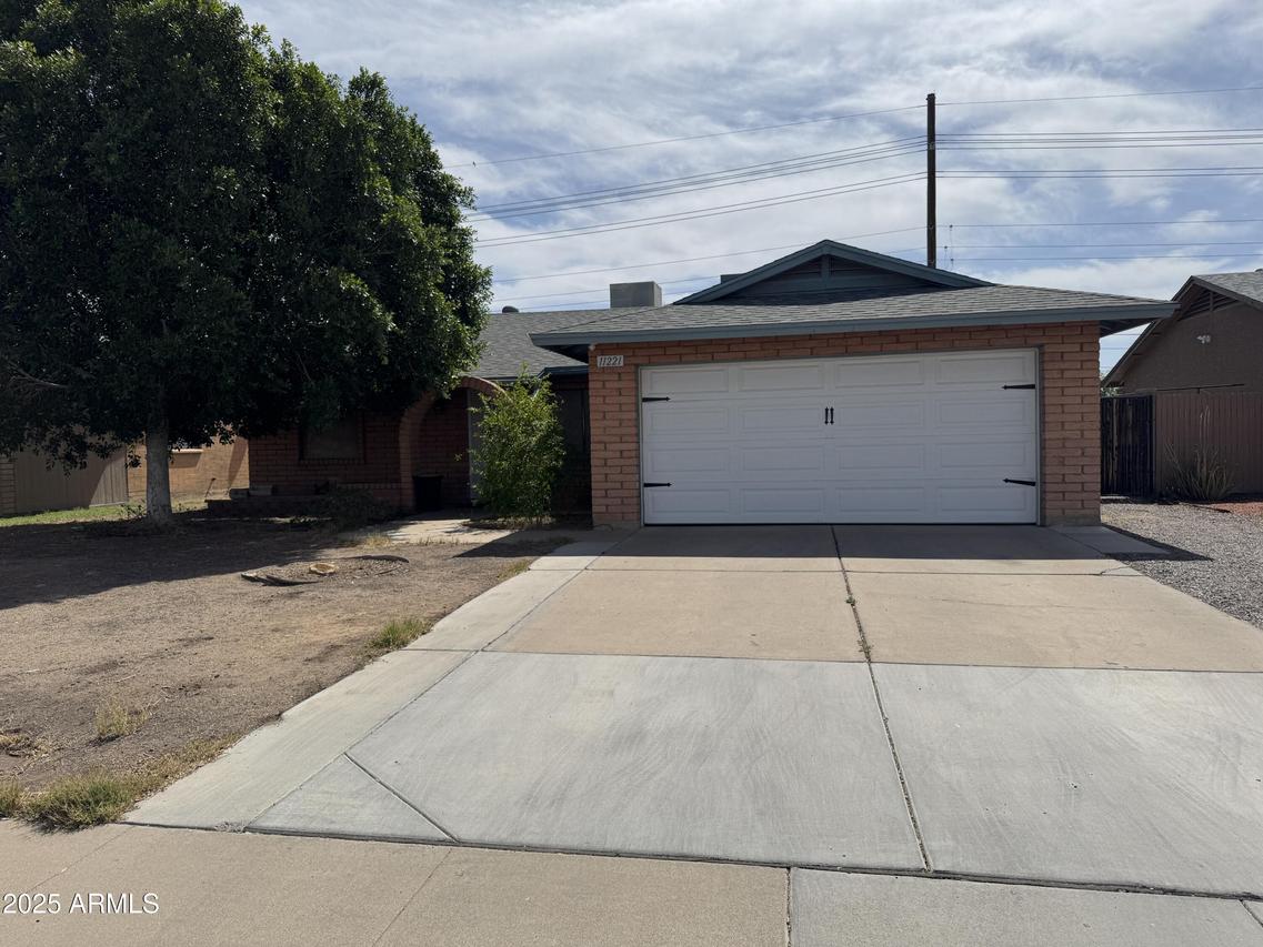 11221 N 91st Dr., Peoria, AZ 85345