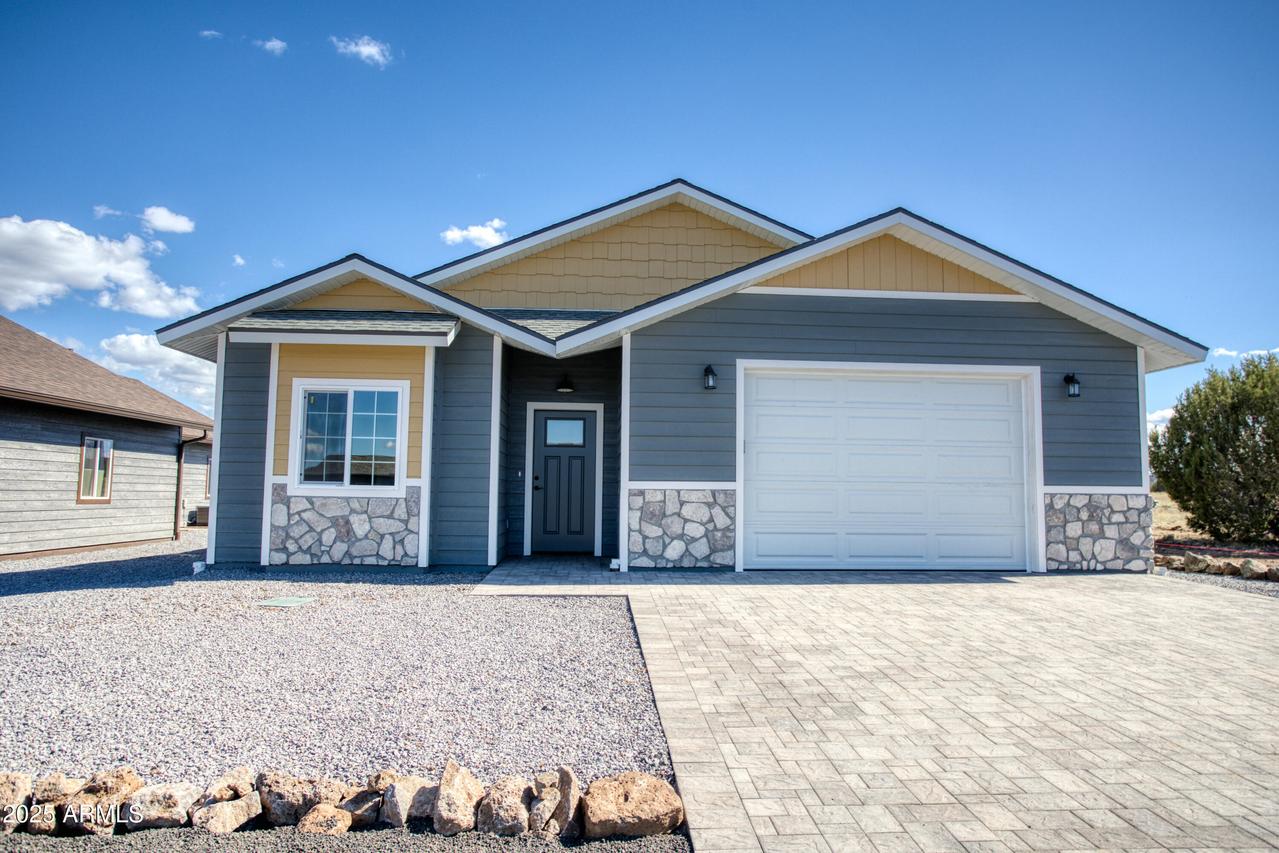 2081 E Rimstone Dr., Show Low, AZ 85901