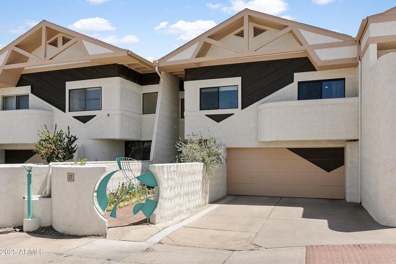 33 W Missouri Ave. #17, Phoenix, AZ 85013