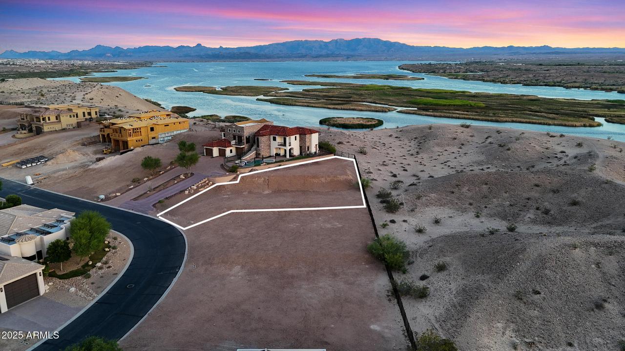 1718 E Tradition Ln. #12, Lake Havasu City, AZ 86404