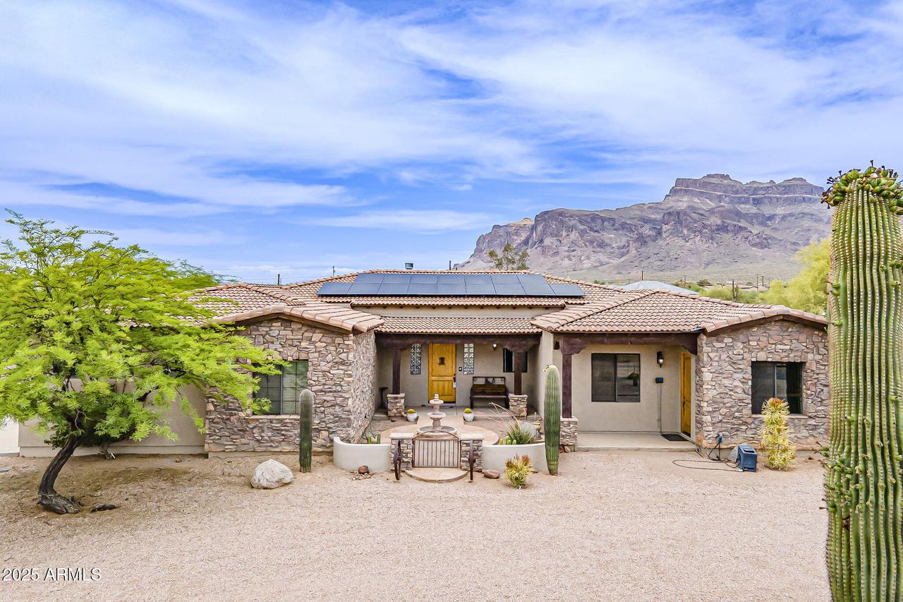 5380 E 14th Ave., Apache Junction, AZ 85119