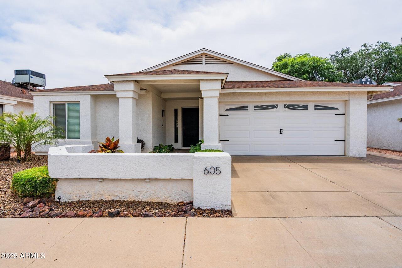 605 W Sandra Terrace Ter., Phoenix, AZ 85023