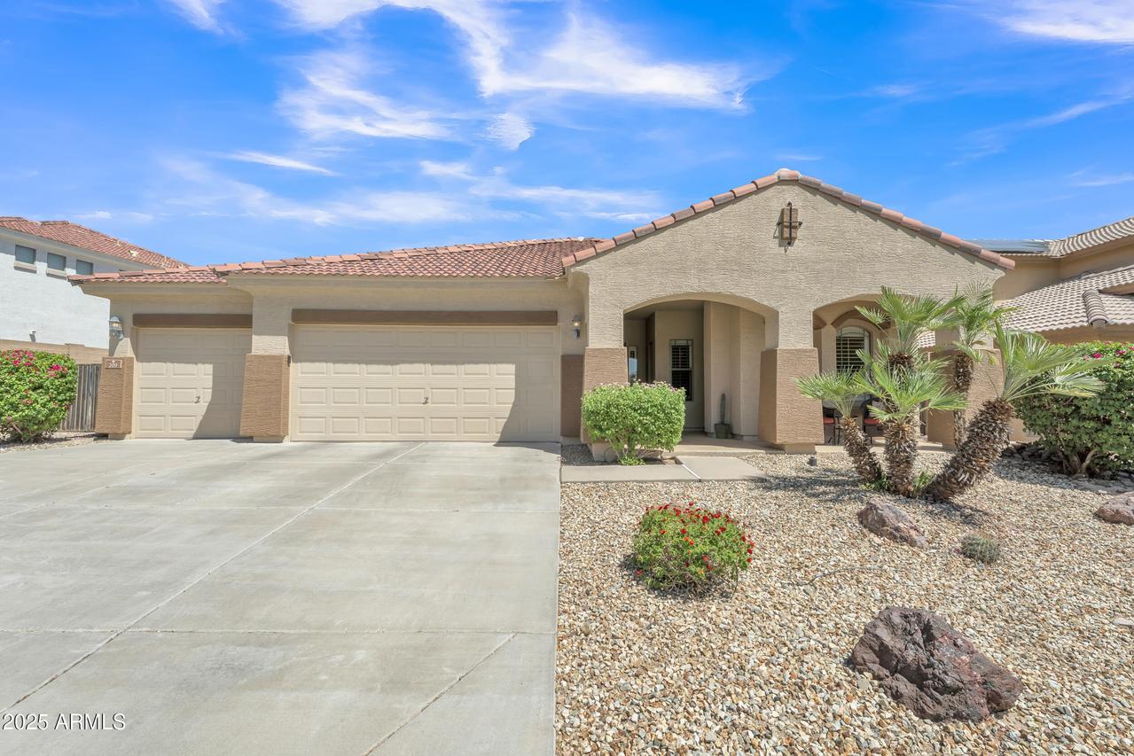 209 N 237th Ave., Buckeye, AZ 85396
