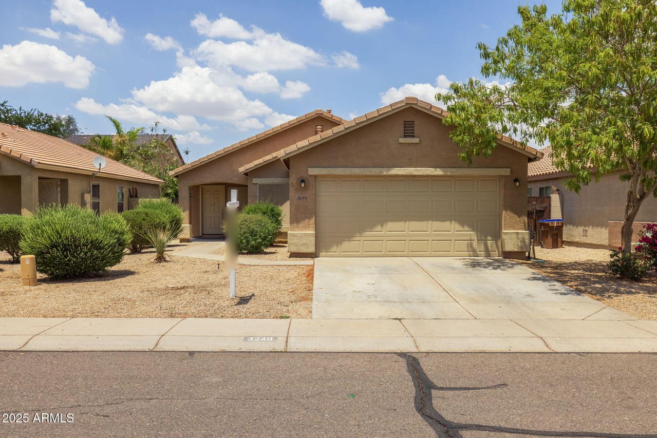 3248 W Sunshine Butte Dr., San Tan Valley, AZ 85144