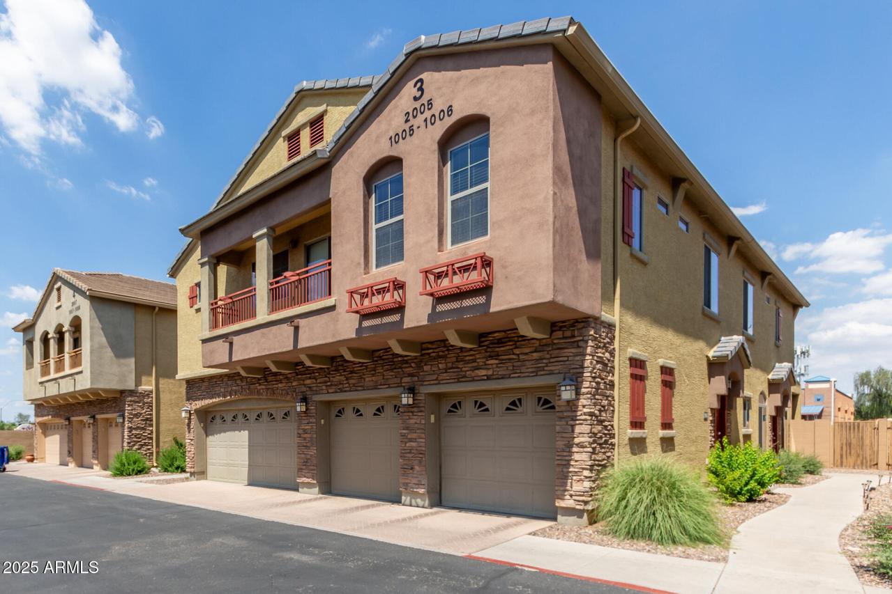 1350 S Greenfield Rd. #1005, Mesa, AZ 85206