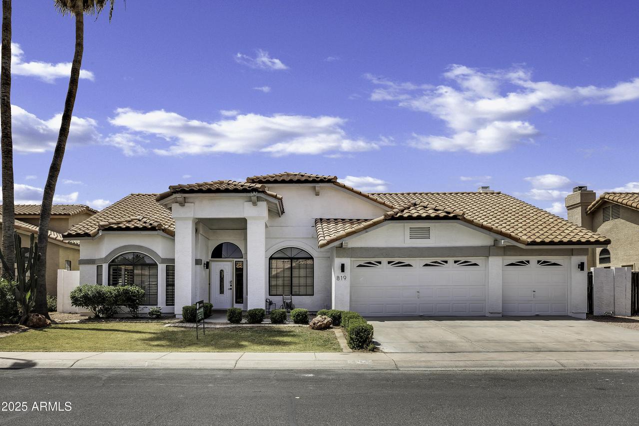 819 W Harbor Dr., Gilbert, AZ 85233