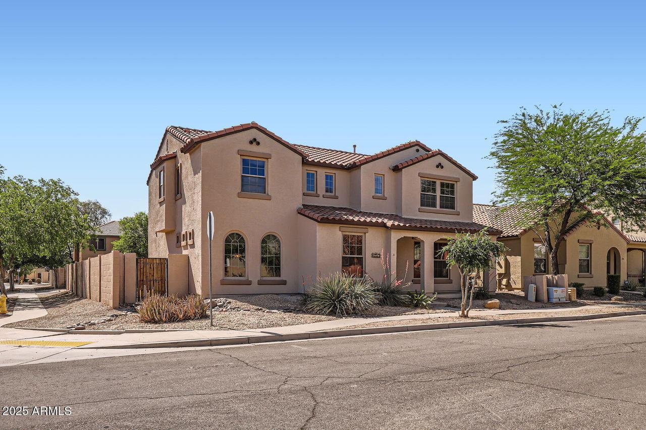 1710 S Parkcrest St., Gilbert, AZ 85295