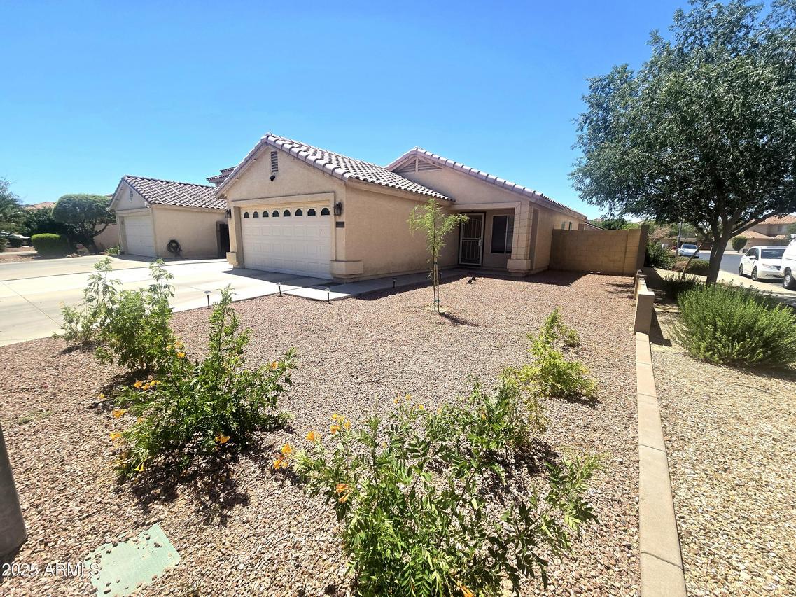 13037 W Laurel Ln., El Mirage, AZ 85335