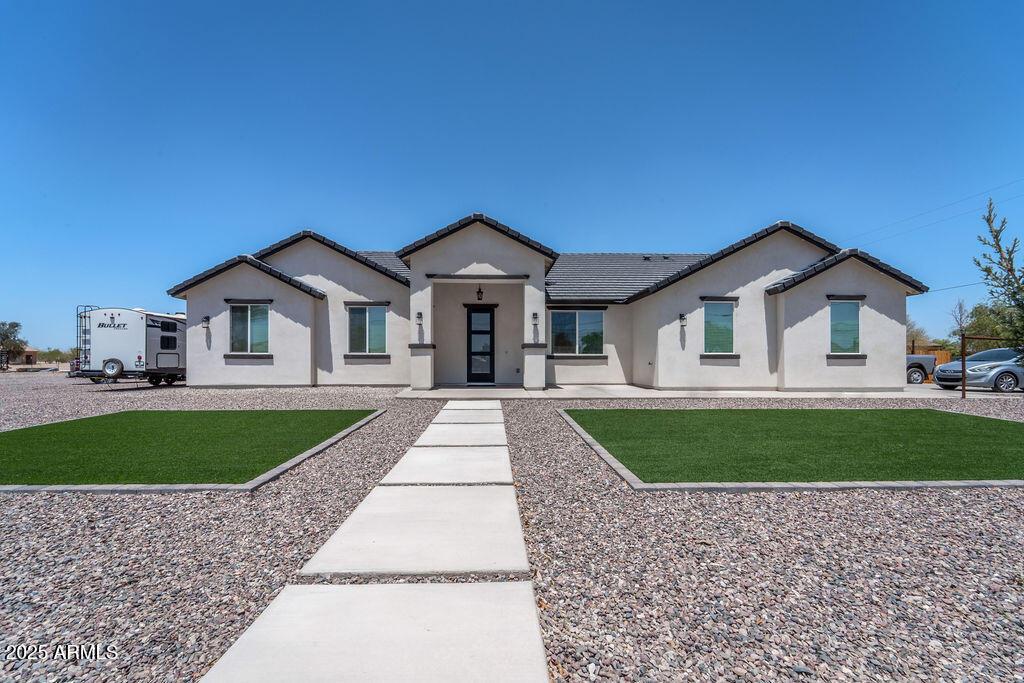 2706 S 336th Ave., Tonopah, AZ 85354