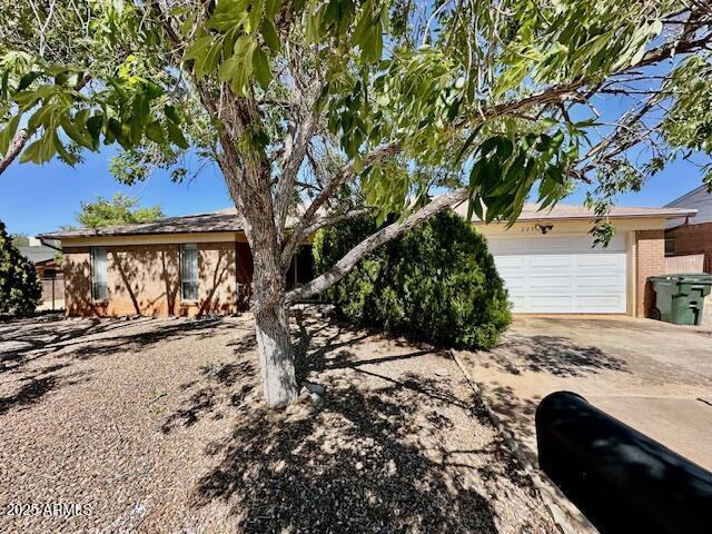 225 Duchess Dr., Sierra Vista, AZ 85635