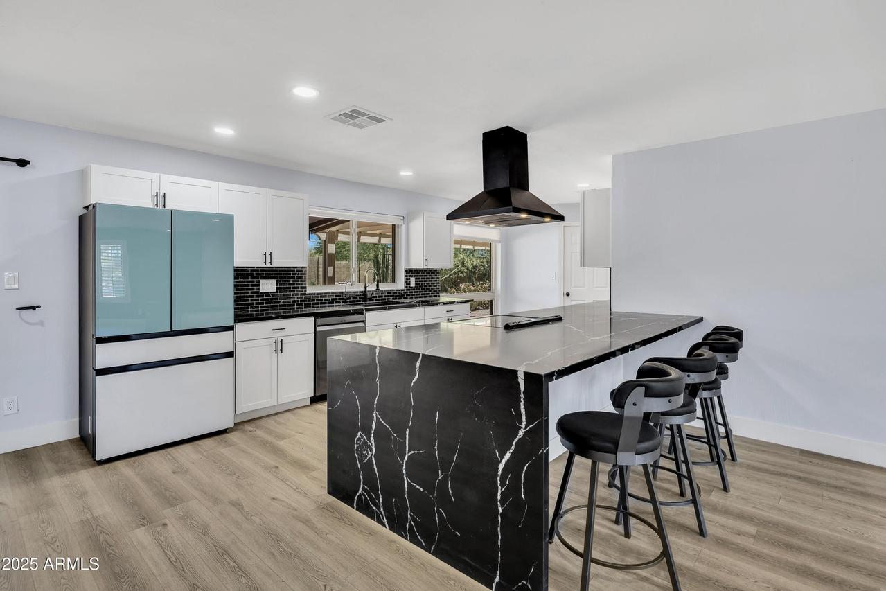 5728 E Sharon Dr., Scottsdale, AZ 85254